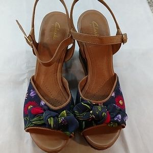 Clark's Artisan sandals